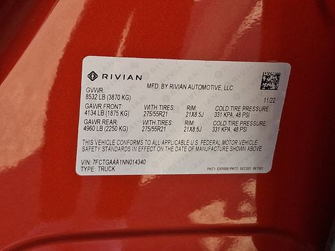 Used 2022 Rivian R1T Adventure image 25