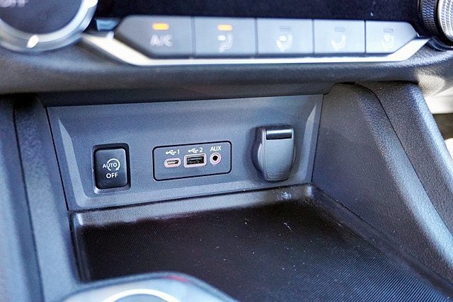 Used 2025 Nissan Sentra SV FWD image 38