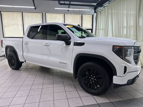 Used 2024 GMC Sierra 1500 Elevation image 3