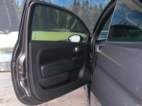 Used 2017 FIAT 500 e image 11