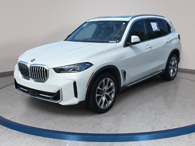 Used 2025 BMW X5 xDrive50e AWD/4WD image 1