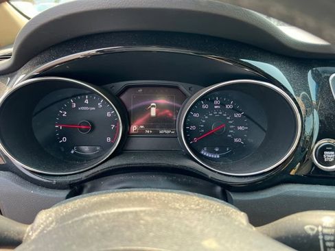 Used 2016 Kia Sedona SX FWD image 19