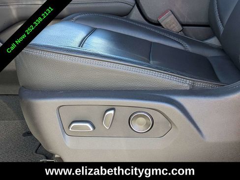 Used 2025 GMC Yukon Denali image 23