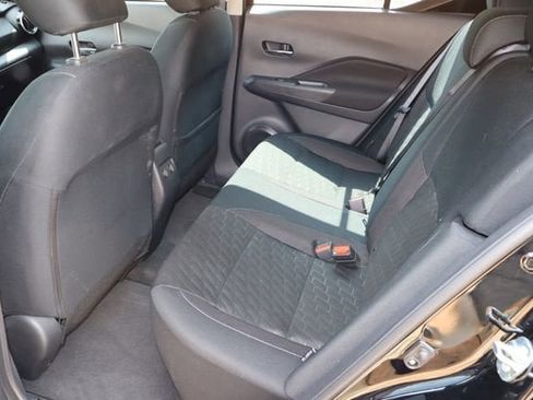 Used 2024 Nissan Kicks SV FWD image 5