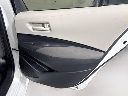 Used 2024 Toyota Corolla LE FWD image 27