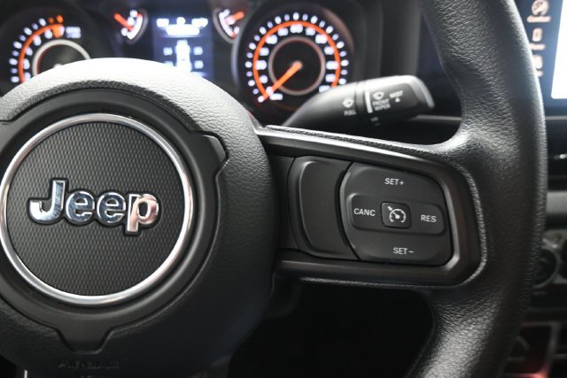 Used 2025 Jeep Gladiator Sport AWD/4WD image 26