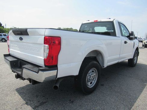 Used 2022 Ford F250 XL w/ Power Equipment Group RWD image 5