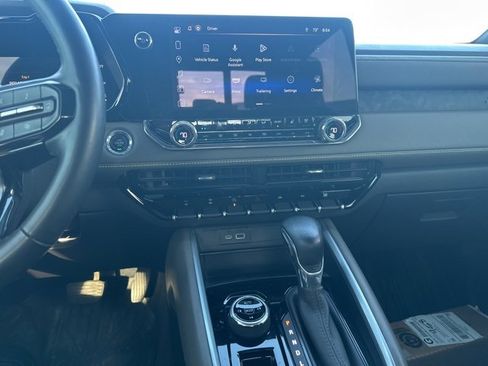 Used 2023 Chevrolet Colorado ZR2 w/ ZR2 Convenience Package III image 11