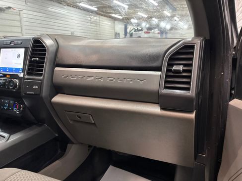 Used 2022 Ford F250 XLT w/ XLT Value Package AWD/4WD image 28