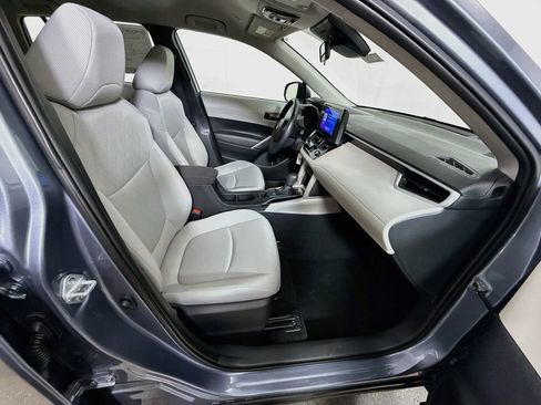 Certified 2024 Toyota Corolla Cross L AWD/4WD image 25