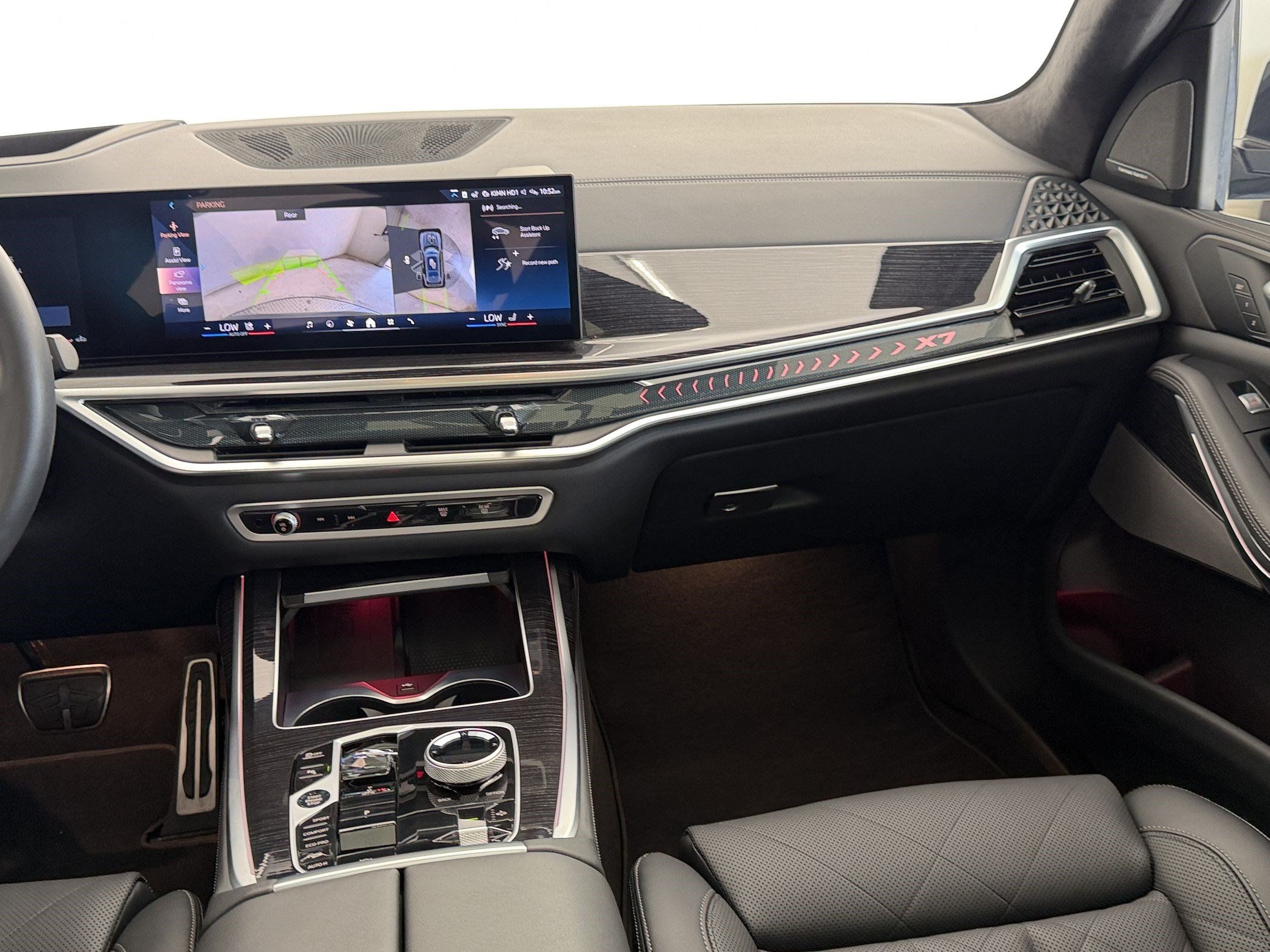 Used 2025 BMW X7 xDrive40i w/ M Sport Package AWD/4WD image 30