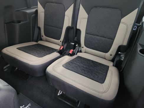 Used 2023 Ford Bronco Wildtrak AWD/4WD image 32