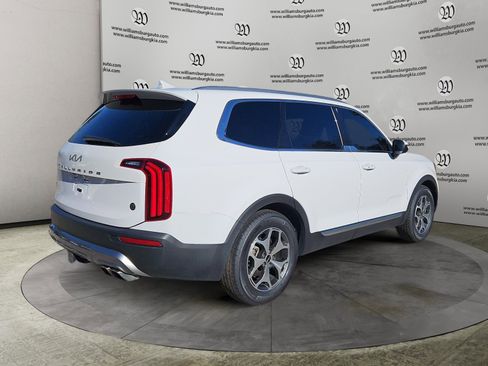 Used 2022 Kia Telluride EX w/ Towing Package image 5