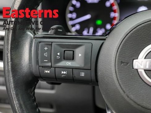 Used 2022 Nissan Rogue SL w/ SL Premium Package image 15