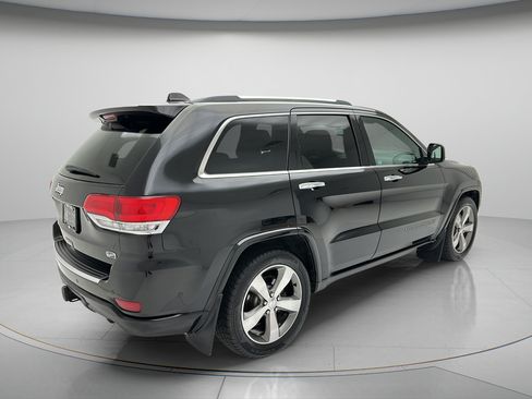 Used 2019 Jeep Grand Cherokee Overland AWD/4WD image 5
