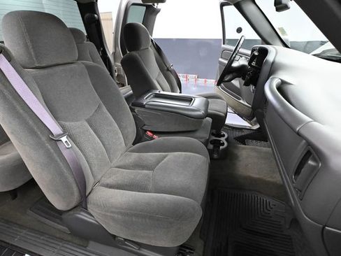 Used 2004 Chevrolet Silverado 1500 w/ Light Duty Power Package image 43