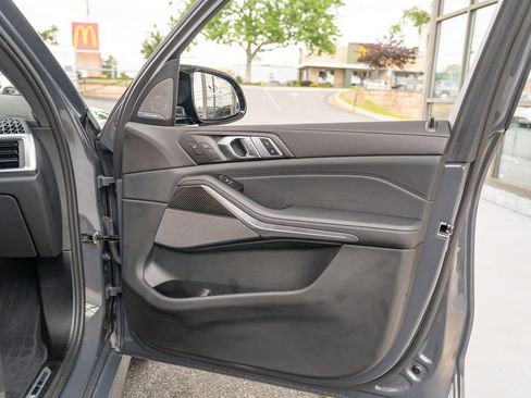 Used 2025 BMW X5 M60i AWD/4WD image 20