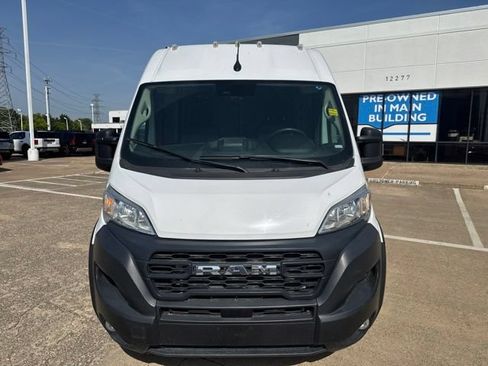 Used 2025 RAM ProMaster 2500 w/ Convenience Group FWD image 5