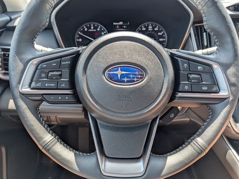 Used 2025 Subaru Outback Limited AWD/4WD image 25