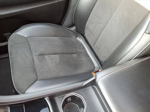 Used 2023 Jeep Grand Cherokee Altitude image 32