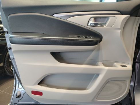 Used 2017 Honda Pilot EX-L image 27
