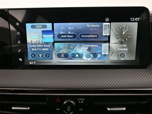 Used 2025 Nissan Kicks SR image 11