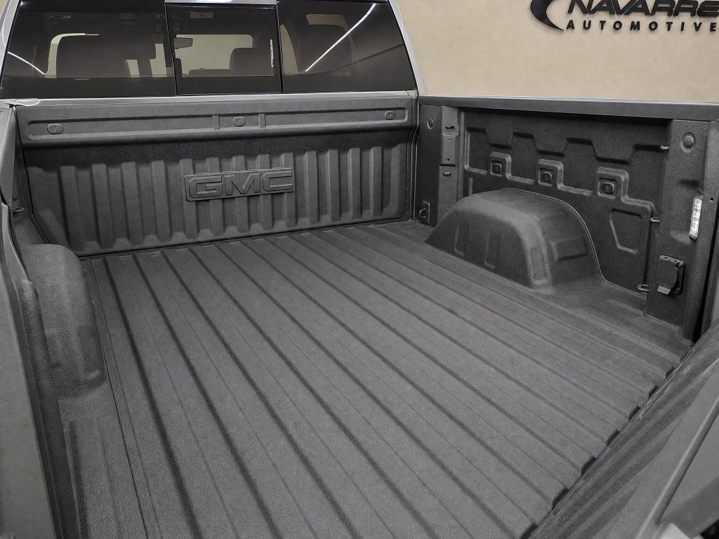 Used 2026 GMC Sierra 1500 AT4 w/ AT4 Premium Package AWD/4WD image 13