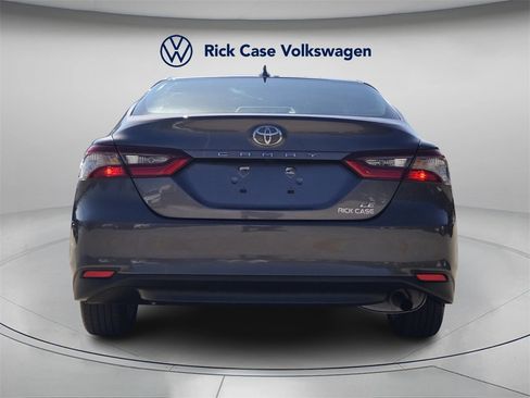 Used 2024 Toyota Camry LE image 5