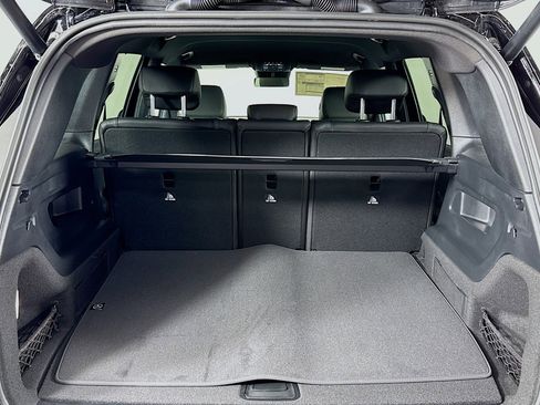 New 2025 Mercedes-Benz GLB 250 image 21