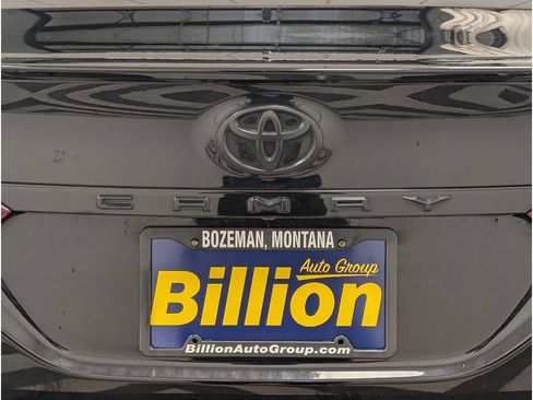 Used 2024 Toyota Camry XSE w/ Navigation Package FWD image 5