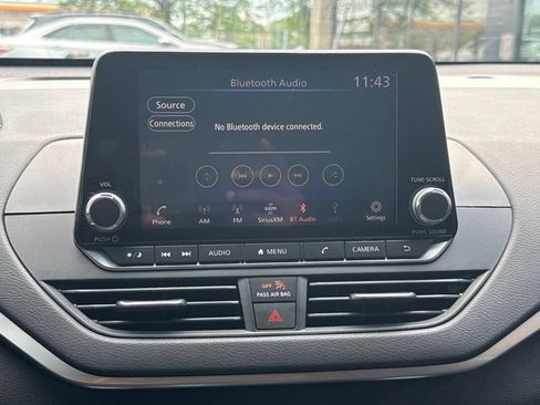 Used 2021 Nissan Altima 2.5 SV FWD image 13