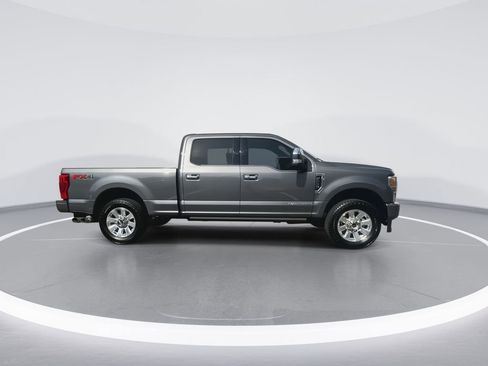 Used 2022 Ford F250 Platinum image 9