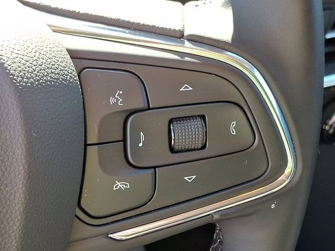 Used 2025 Buick Encore GX Sport Touring w/ Comfort Package image 21