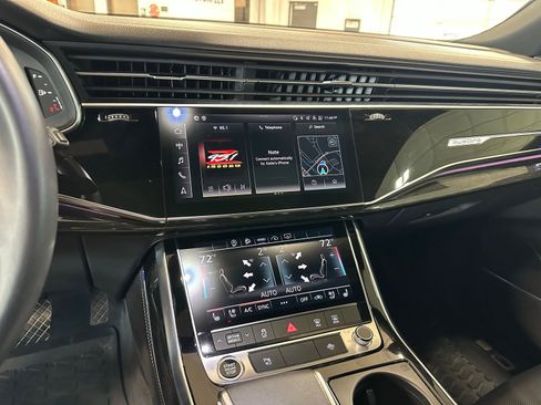 Used 2023 Audi Q8 Premium Plus w/ Premium Plus Package image 23