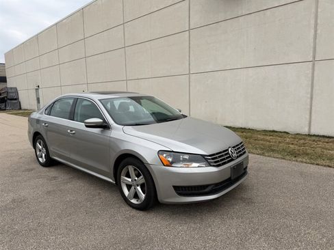 Used 2013 Volkswagen Passat TDI SE image 9