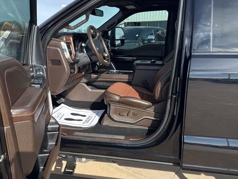 Used 2024 Ford F350 King Ranch w/ Chrome Package image 8