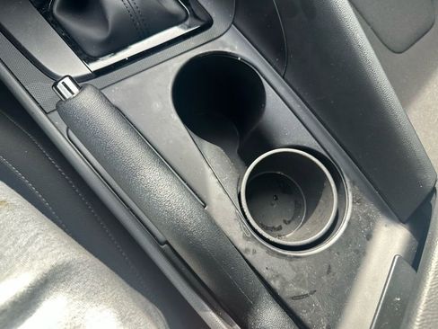 Certified 2025 Hyundai Elantra Sport image 18