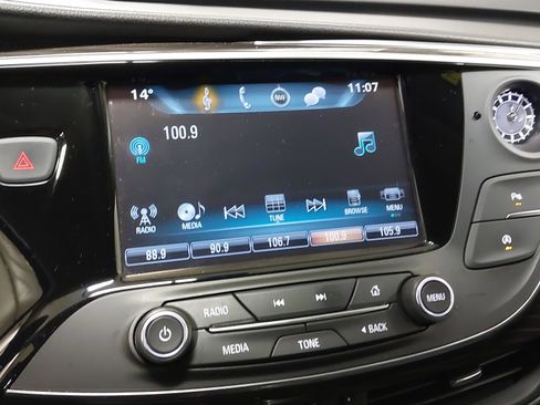 Used 2019 Buick Envision Essence image 20