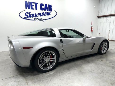 Used 2008 Chevrolet Corvette Z06 w/ Preferred Equipment Group RWD image 15