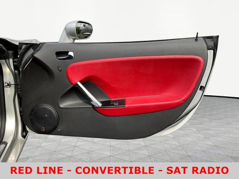 Used 2007 Saturn Sky Red Line RWD image 28