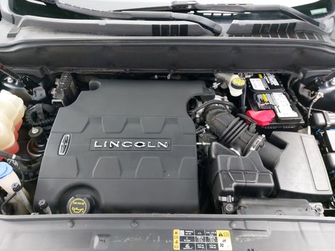 Used 2017 Lincoln MKX Select w/ Select Plus Package image 32