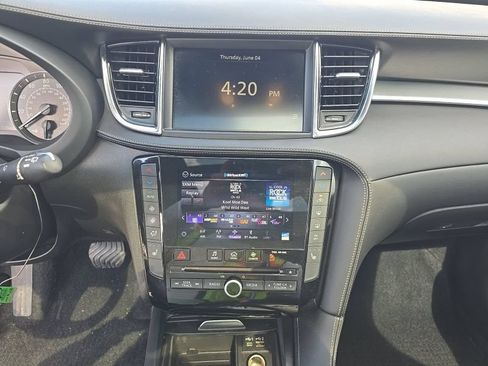 Used 2021 INFINITI QX50 Luxe w/ Appearance Package FWD image 15