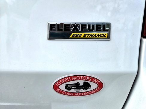 Used 2019 Dodge Grand Caravan SE w/ UConnect Hands-Free Group image 52