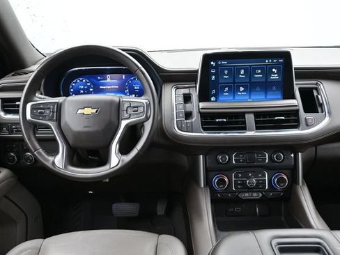 Used 2024 Chevrolet Tahoe LT AWD/4WD image 7