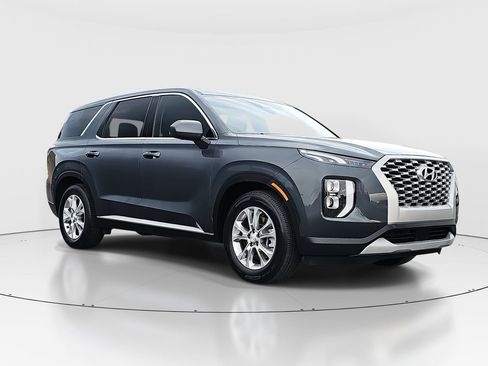 Used 2020 Hyundai Palisade SE FWD image 3