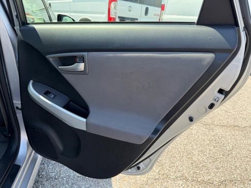 Used 2013 Toyota Prius Two image 32