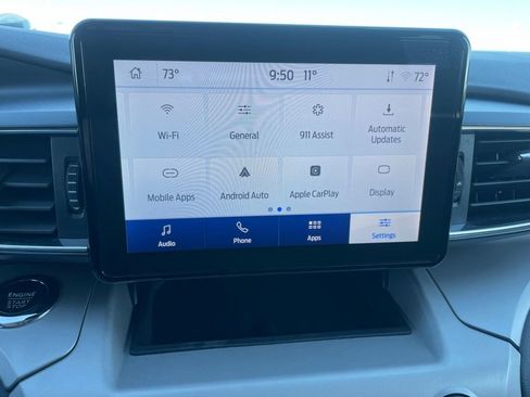 Used 2023 Ford Explorer XLT w/ Equipment Group 202A AWD/4WD image 18
