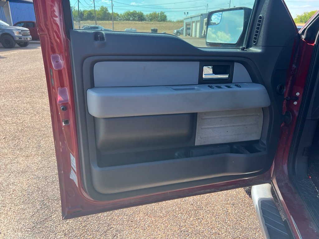 Used 2014 Ford F150 XLT w/ Equipment Group 302A Luxury RWD image 8