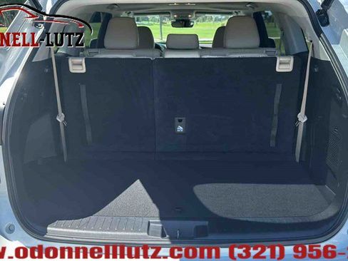 Used 2022 Toyota Highlander XLE FWD image 10