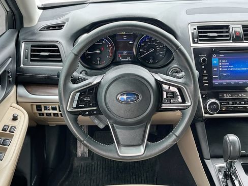 Used 2019 Subaru Outback 2.5i Limited w/ Popular Package #2 AWD/4WD image 11